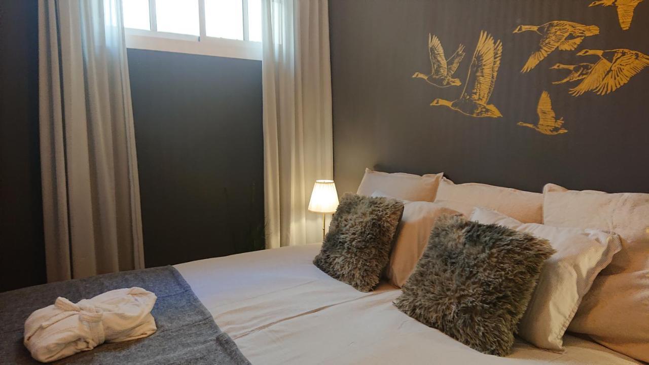 Carmen Rooms -- Boutique B&B By The Sea نيرخا المظهر الخارجي الصورة