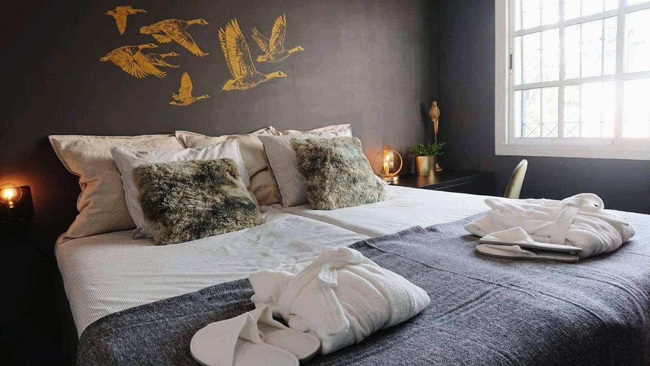 Carmen Rooms -- Boutique B&B By The Sea نيرخا المظهر الخارجي الصورة